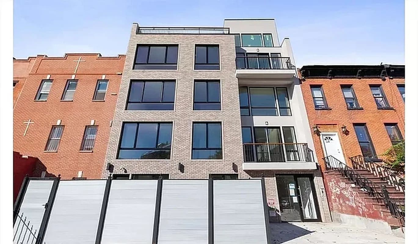 Stuyvesant Heights Small Multifamily, installation overview