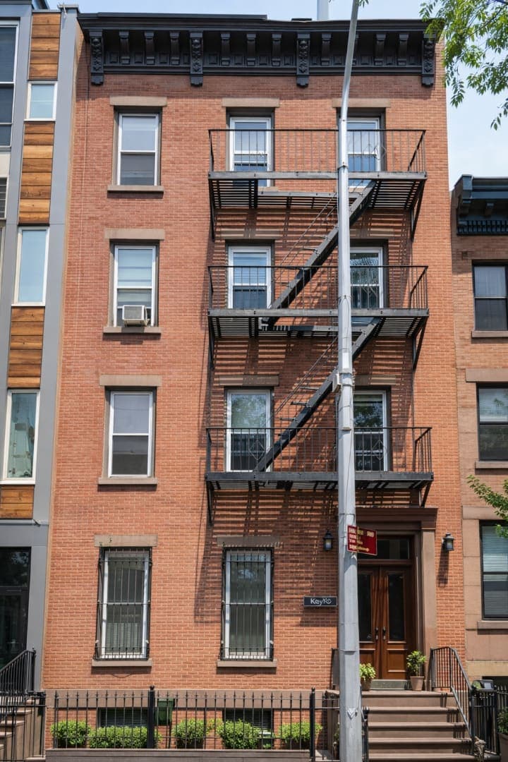Park Slope Small Multifamily, installation overview